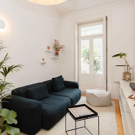 Liiiving In - Downtown Secret Terrace *