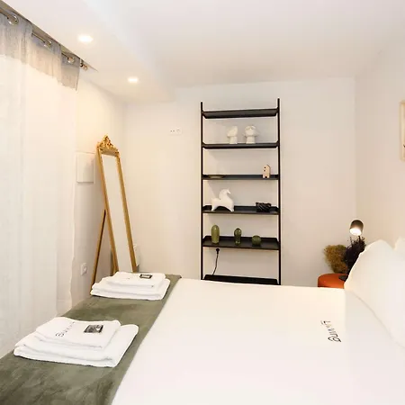 Apartment Liiiving In - Downtown Secret Terrace *