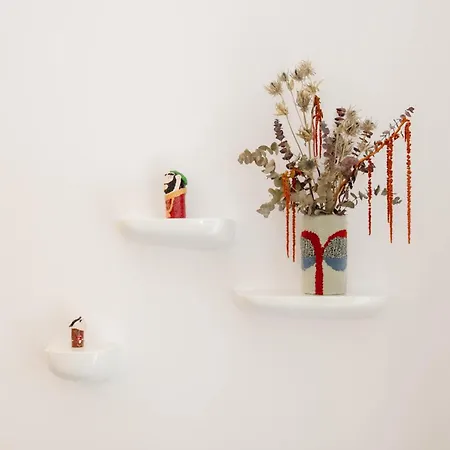 Liiiving In - Downtown Secret Terrace Apartment