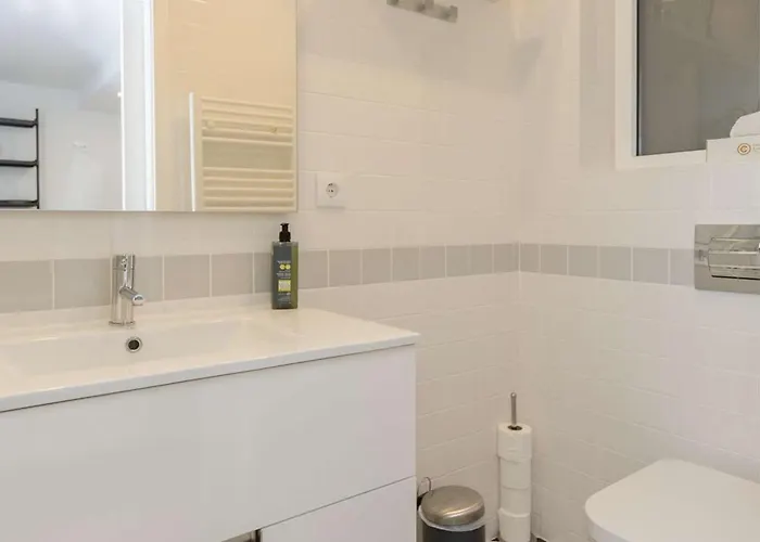 Liiiving In - Downtown Secret Terrace