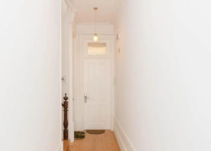 Liiiving In - Downtown Secret Terrace بورتو